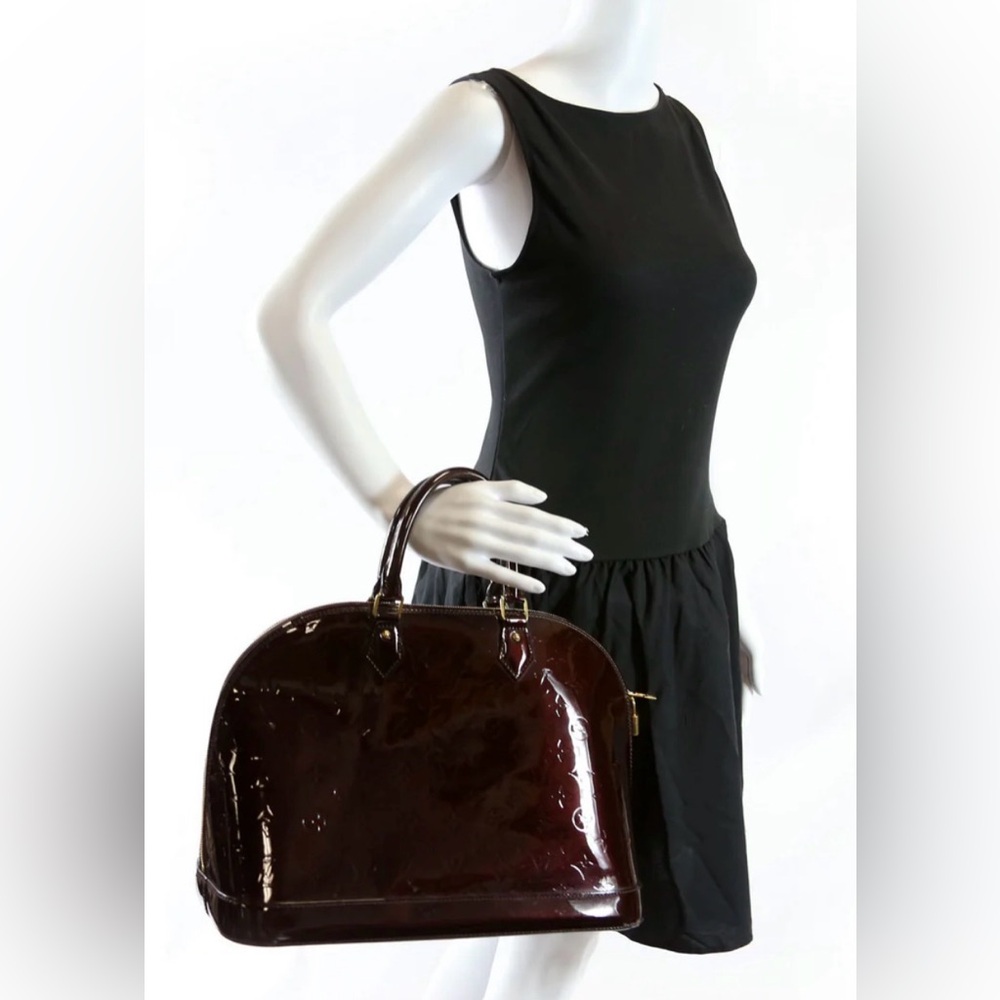 Authentic Louis Vuitton amarante vernis Alma GM - Picture 12 of 12